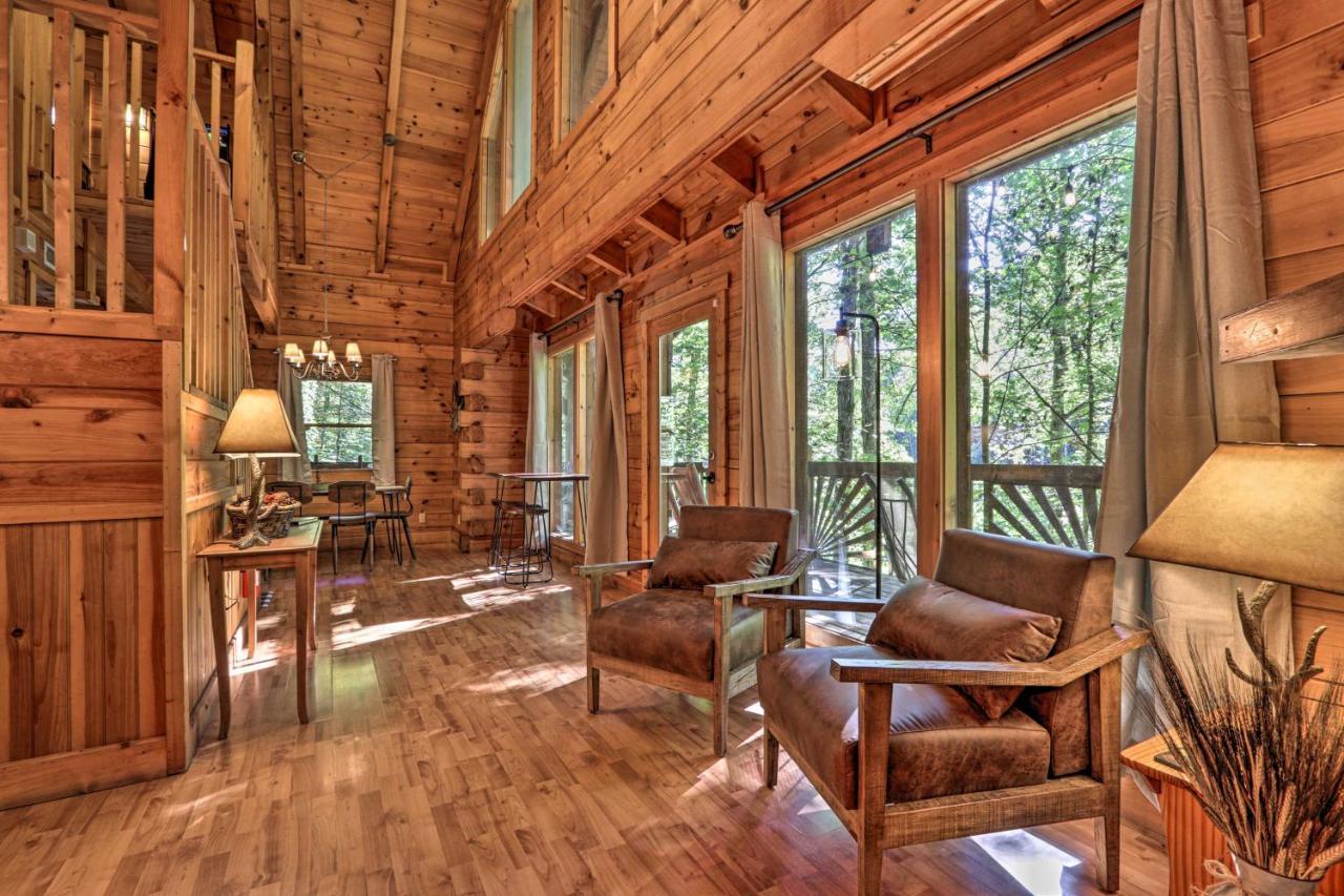 Cabin With Hot Tub And Deck, 3 Mi To Pigeon Forge Sevierville Eksteriør billede