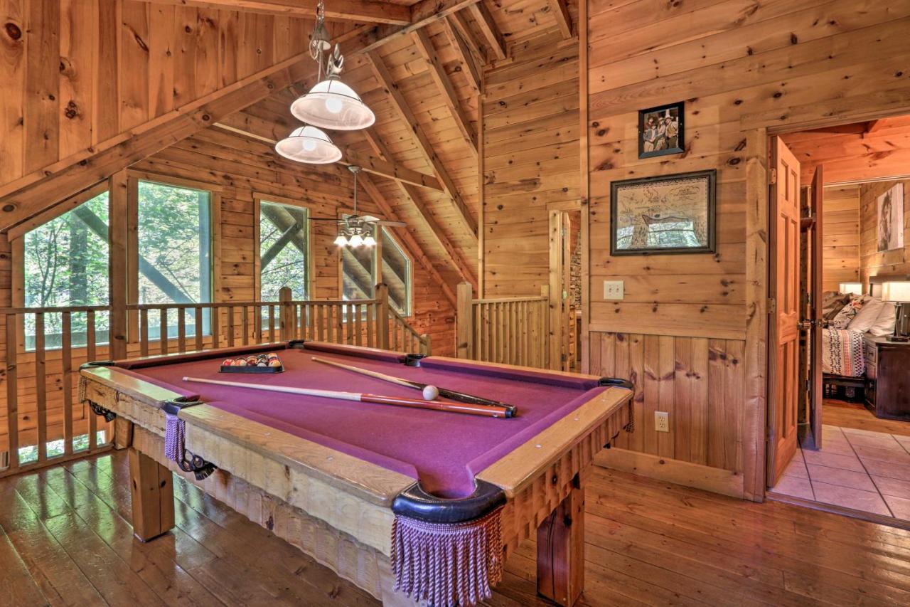 Cabin With Hot Tub And Deck, 3 Mi To Pigeon Forge Sevierville Eksteriør billede